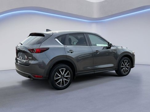 Used 2018 MAZDA CX-5 Touring image 3