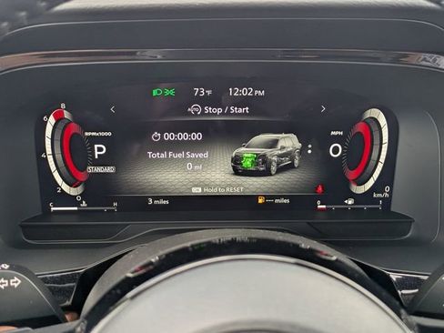 New 2025 Nissan Pathfinder Platinum image 22