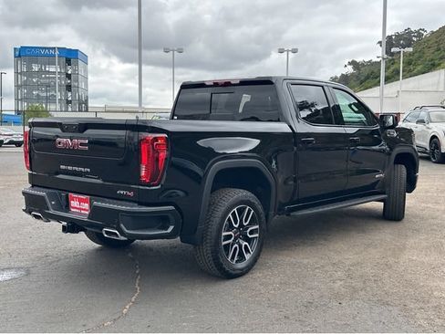 New 2026 GMC Sierra 1500 AT4 w/ AT4 Premium Package AWD/4WD image 11