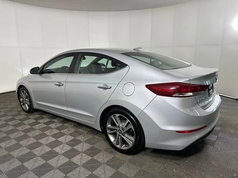 Used 2017 Hyundai Elantra Limited image 37