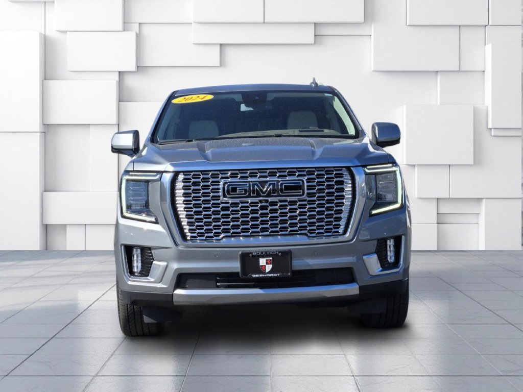 Used 2024 GMC Yukon Denali w/ Max Trailering Package AWD/4WD image 2