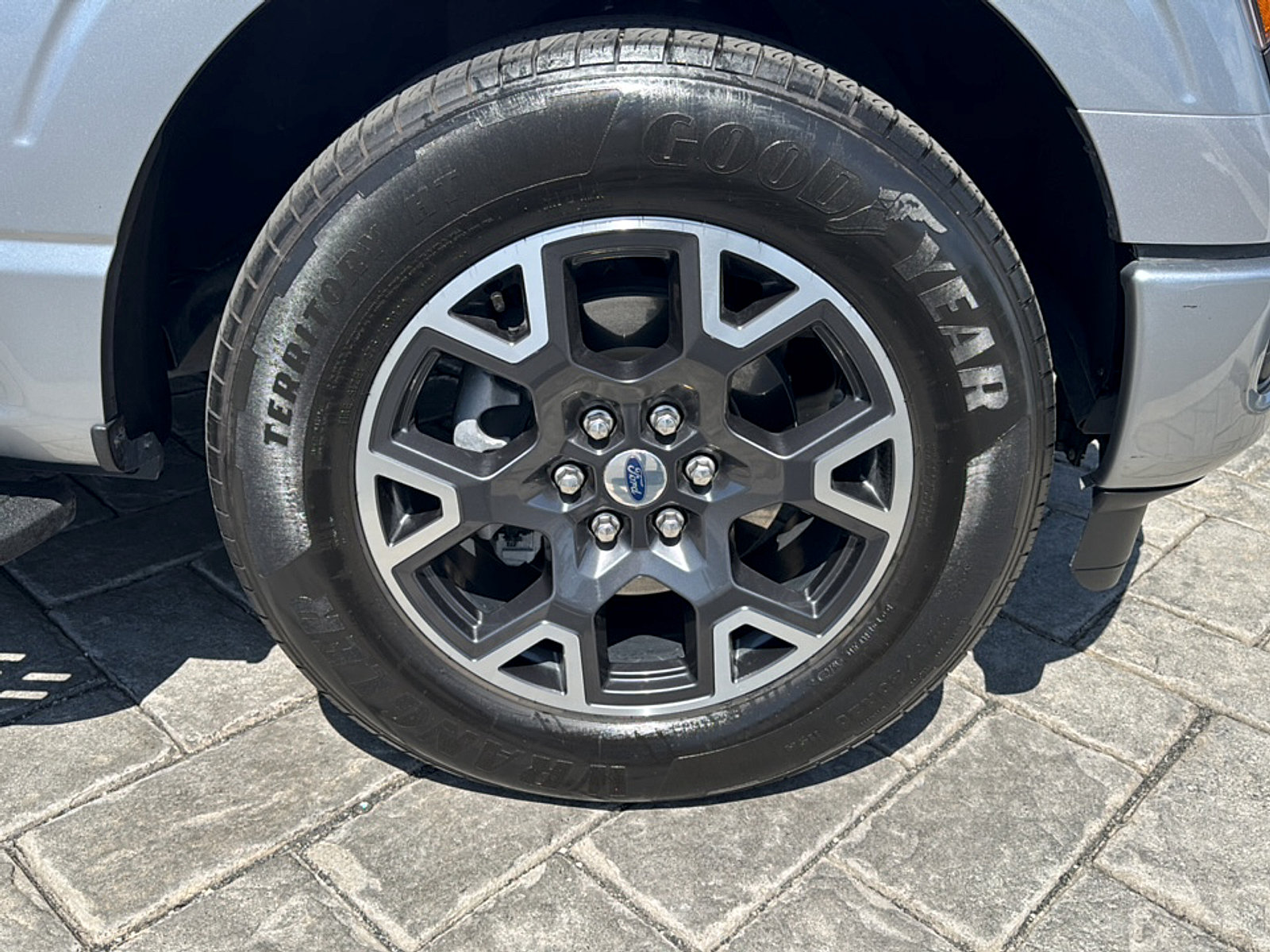 Used 2024 Ford F150 STX RWD image 5