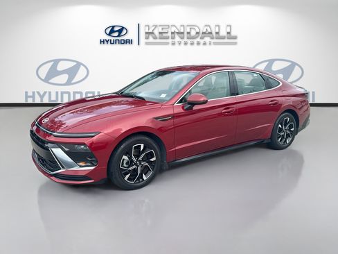 Used 2024 Hyundai Sonata SEL FWD image 3