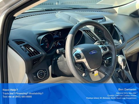 Used 2014 Ford Escape SE w/ Equipment Group 201A FWD image 5