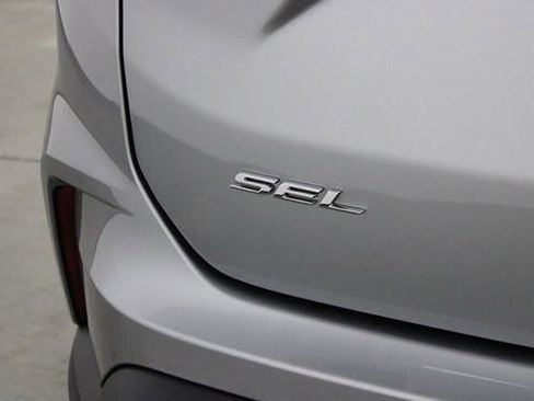 Used 2022 Ford Edge SEL w/ Convenience Package image 43