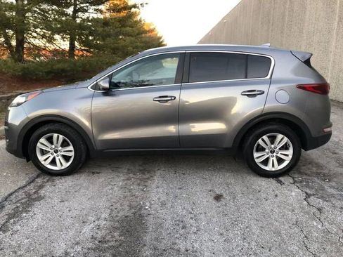 Used 2018 Kia Sportage LX image 19