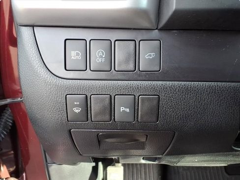 Used 2018 Toyota Highlander Limited image 20