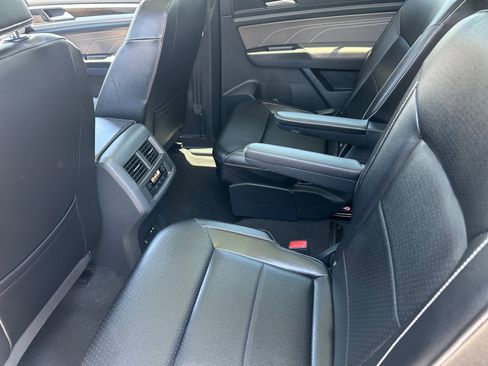 Certified 2022 Volkswagen Atlas SE AWD/4WD image 17