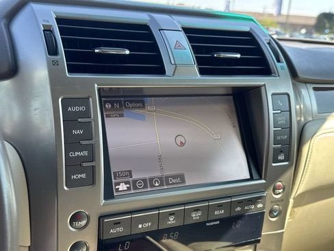 Used 2014 Lexus GX 460 w/ Premium Package AWD/4WD image 22