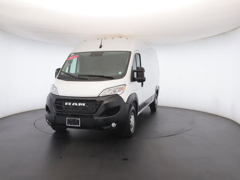Used 2023 RAM ProMaster 2500 w/ Driver Convenience Group image 22