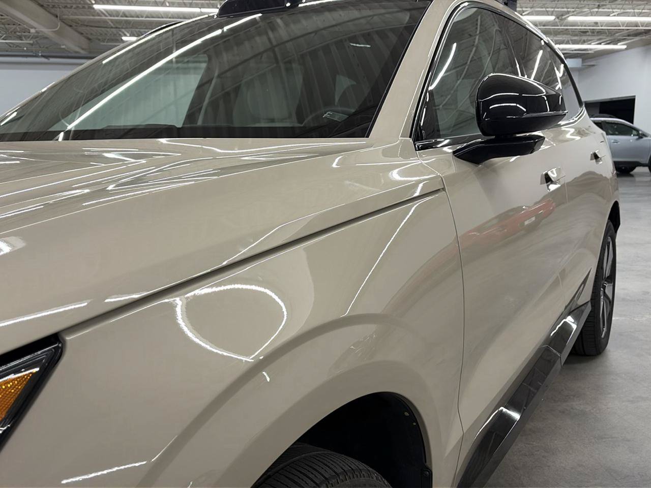 Used 2025 Volvo EX90 Plus AWD/4WD image 2