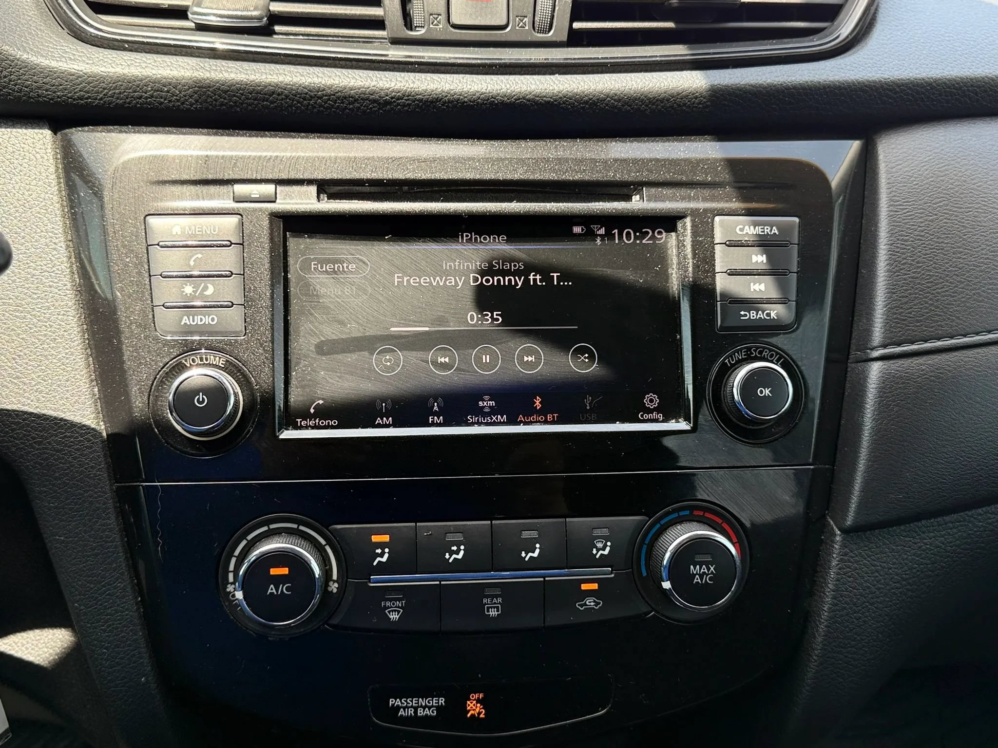 Used 2020 Nissan Rogue S w/ Special Edition Package FWD image 24