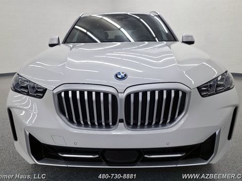 Used 2026 BMW X5 xDrive50e AWD/4WD image 6