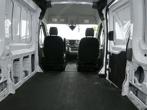 Used 2024 Ford Transit 250 148 Medium Roof image 14