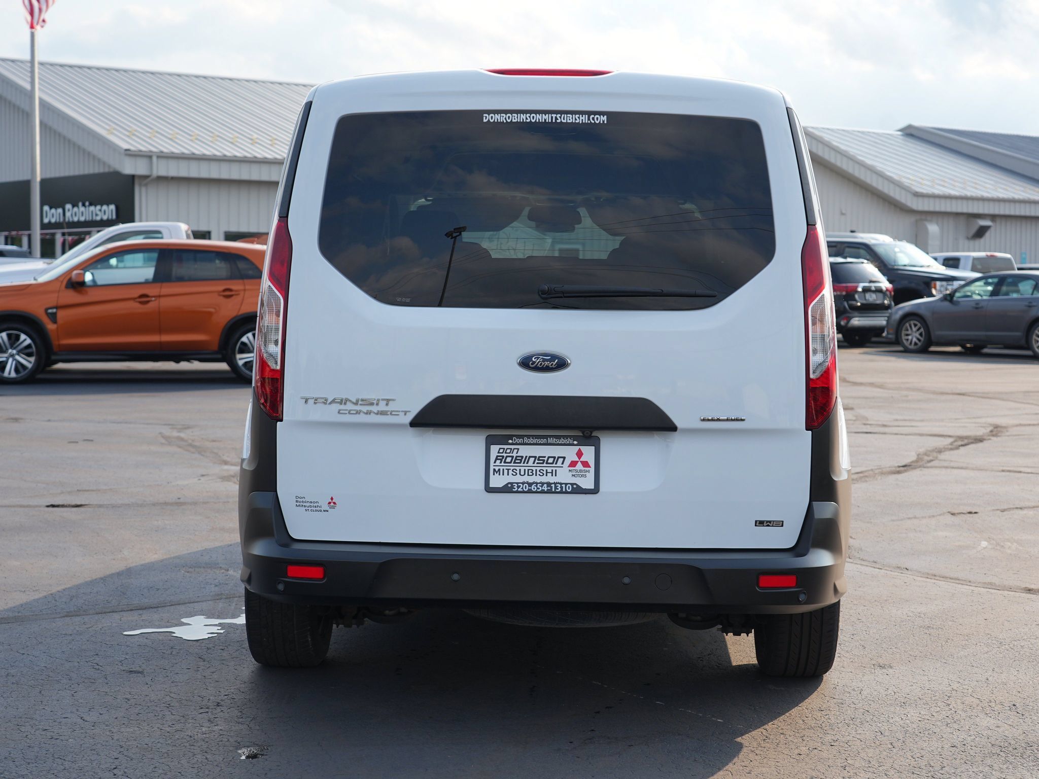 Used 2019 Ford Transit Connect XL FWD image 4