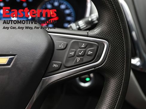 Used 2023 Chevrolet Equinox LT w/ LPO, Floor Liner Package image 16