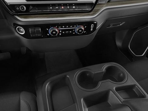 Used 2025 Chevrolet Silverado 3500 LTZ AWD/4WD image 9