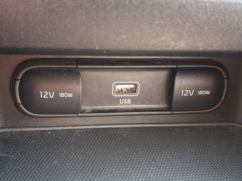 Used 2023 Kia Forte LXS w/ LXS Technology Package FWD image 22