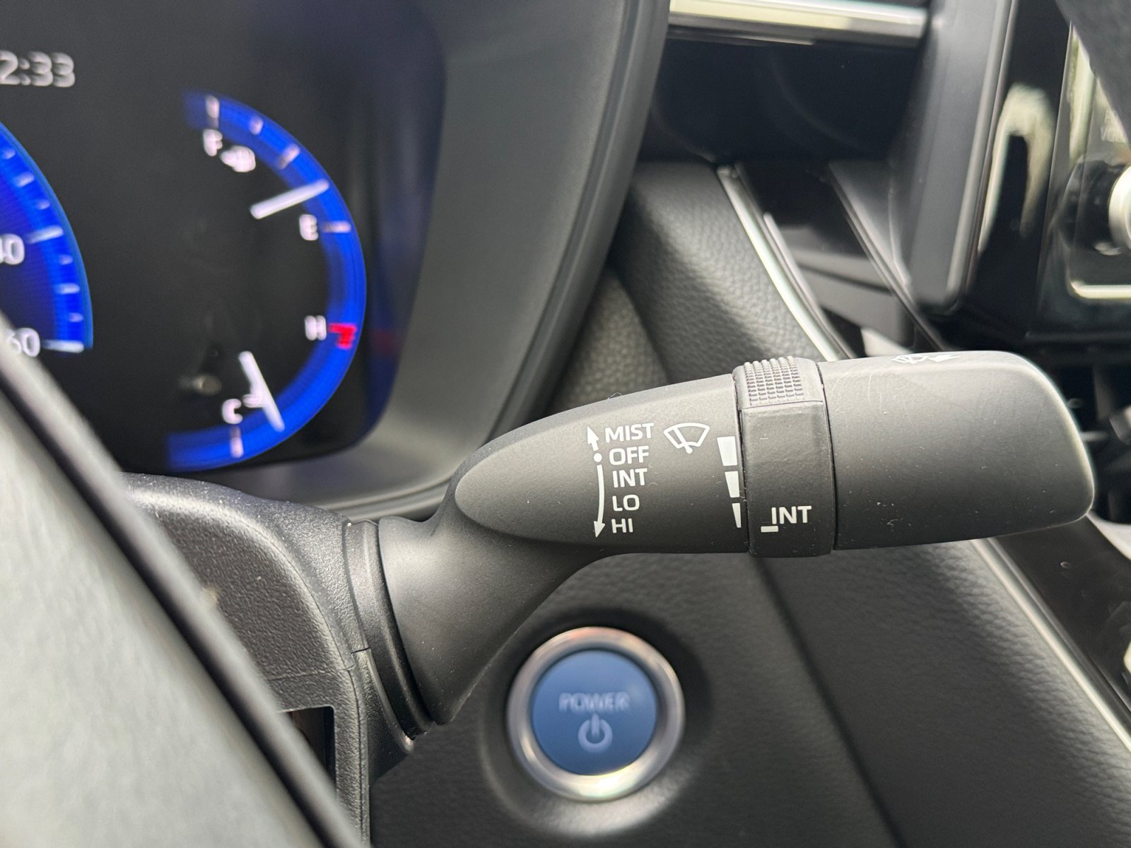 Used 2022 Toyota Corolla LE FWD image 16