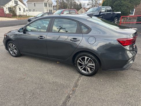 Used 2023 Kia Forte LXS image 6