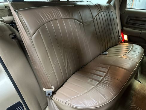 Used 1993 Buick Roadmaster Estate image 37