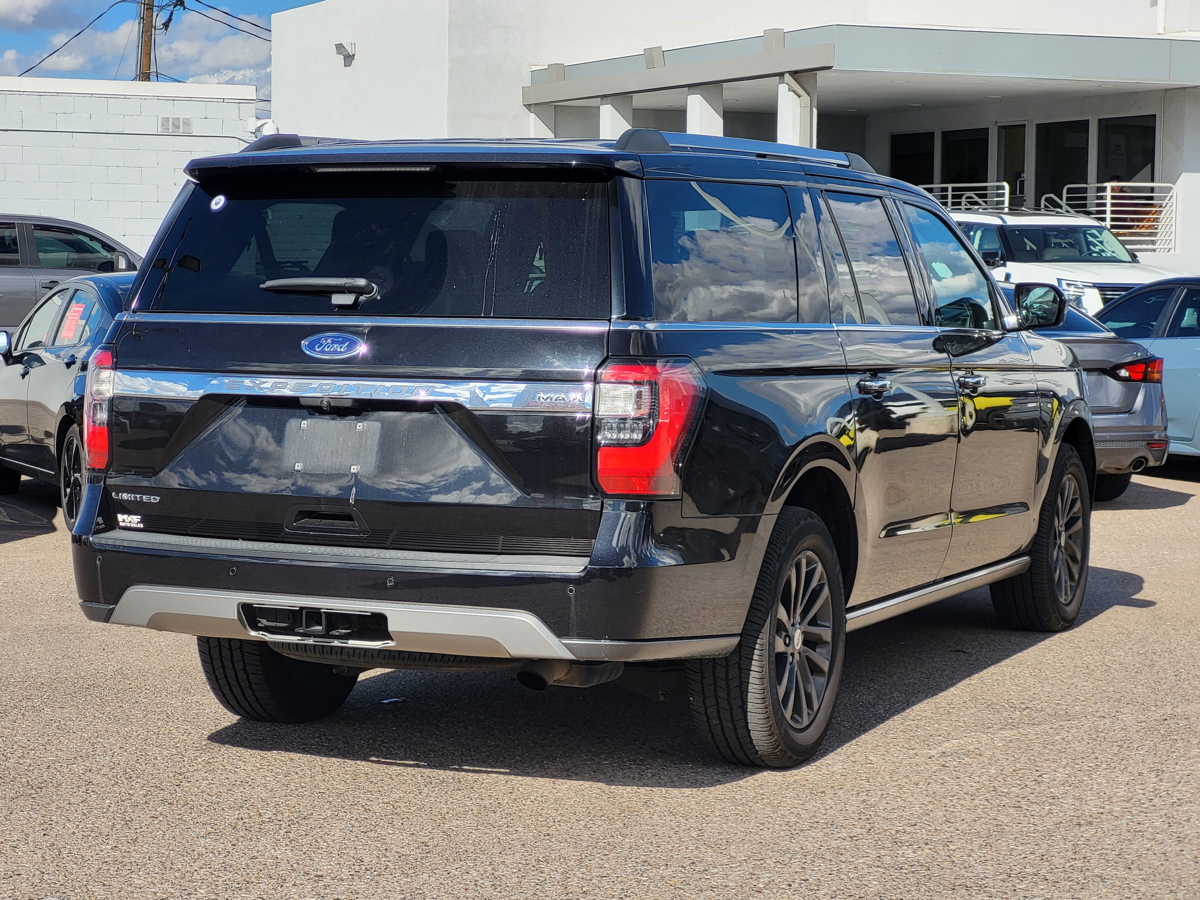 Used 2020 Ford Expedition Max Limited w/ Equipment Group 301A AWD/4WD image 4