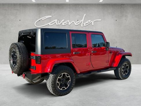 Used 2017 Jeep Wrangler Unlimited Sahara w/ Connectivity Group image 7