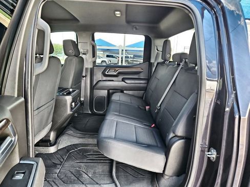 Certified 2023 Chevrolet Silverado 1500 LT AWD/4WD image 19