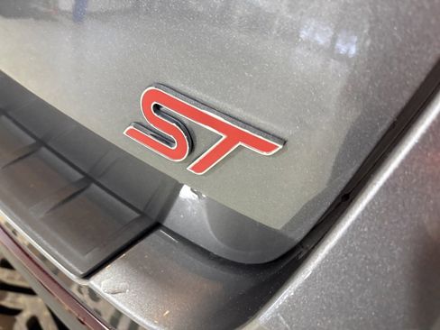 Used 2023 Ford Explorer ST w/ Equipment Group 401A image 28