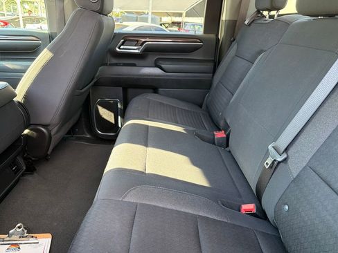 Used 2024 Chevrolet Silverado 2500 LT image 22