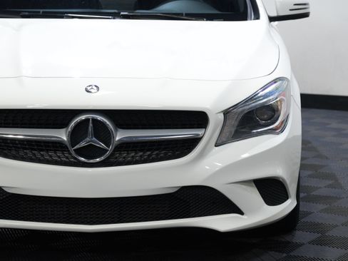 Used 2015 Mercedes-Benz CLA 250 image 10