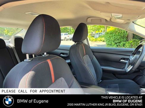Used 2025 Nissan Sentra SR FWD image 13