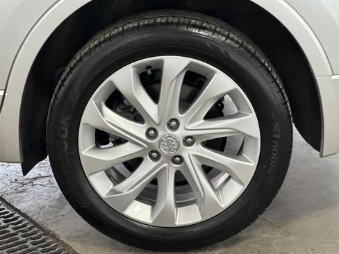 Used 2018 Buick Envision Premium w/ Driver Confidence Package AWD/4WD image 27