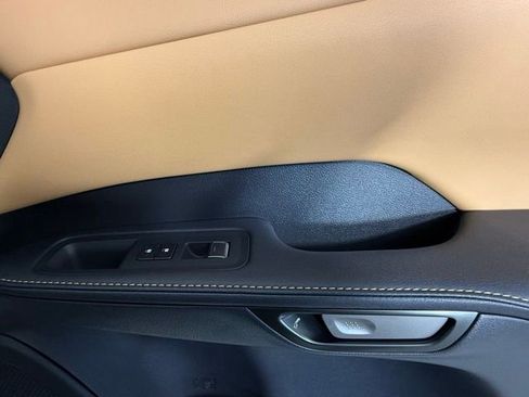 New 2026 Lexus RX 450h AWD image 35