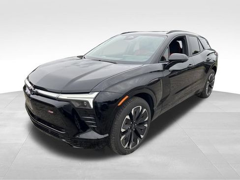 Used 2024 Chevrolet Blazer EV RS RWD image 4