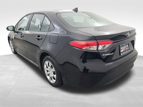 Used 2024 Toyota Corolla LE image 7