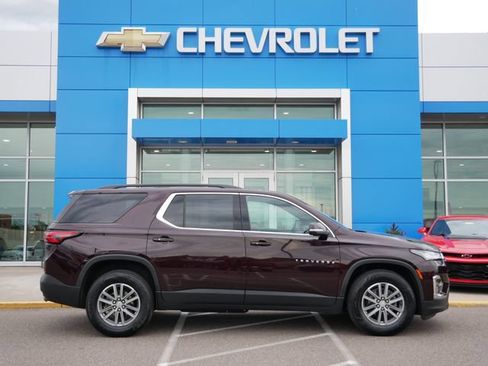 Used 2023 Chevrolet Traverse LT AWD/4WD image 25