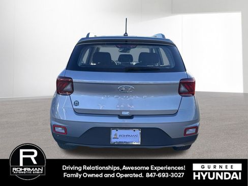 New 2026 Hyundai Venue SEL image 8