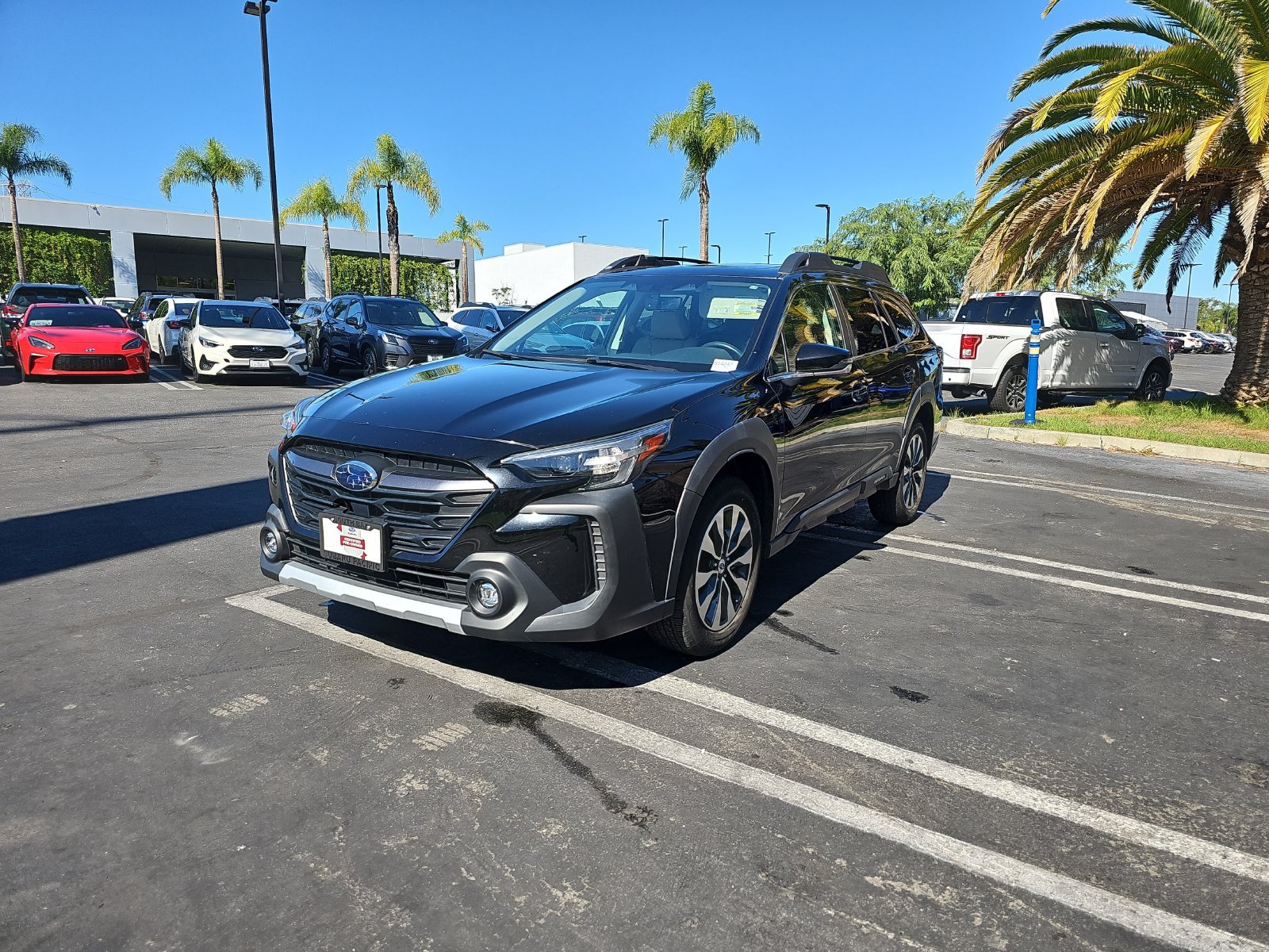 Used 2024 Subaru Outback Limited AWD/4WD image 3