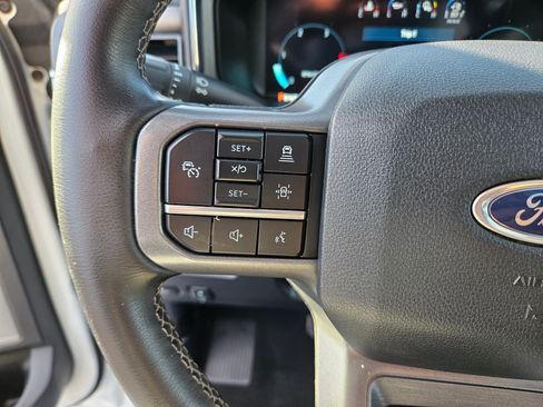 Used 2025 Ford F450 Lariat w/ Lariat Ultimate Package AWD/4WD image 20