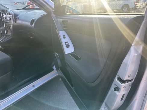 Used 2007 Toyota Matrix image 13