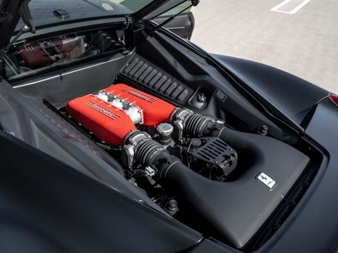 Used 2014 Ferrari 458 Italia Coupe image 21