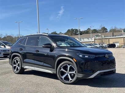 New 2025 Volkswagen Tiguan SE