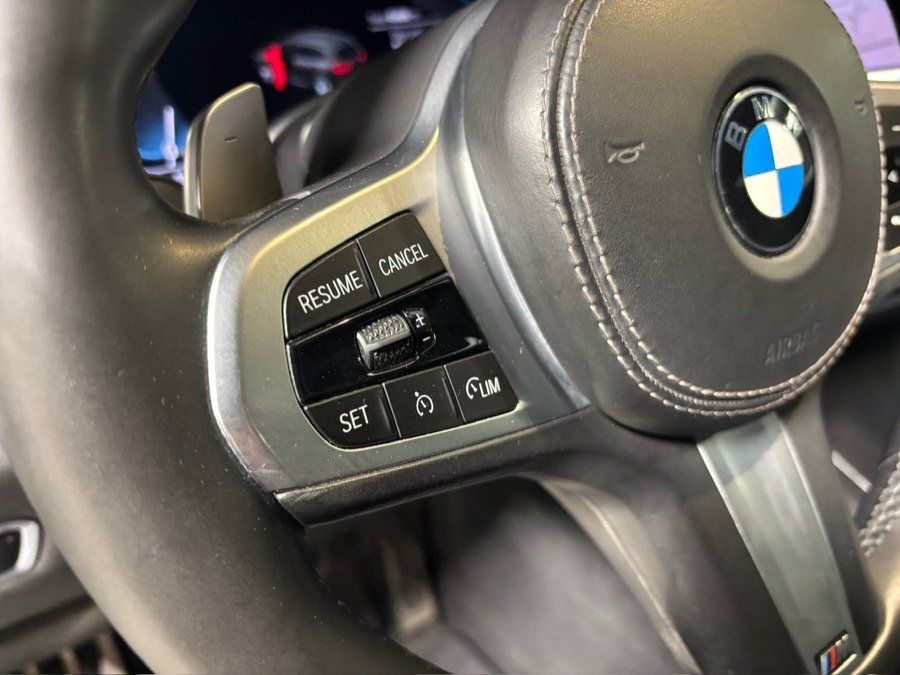 Used 2020 BMW X5 xDrive40i w/ M Sport Package AWD/4WD image 25