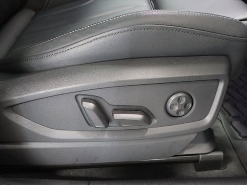 Used 2022 Audi Q5 2.0T Premium Plus image 22