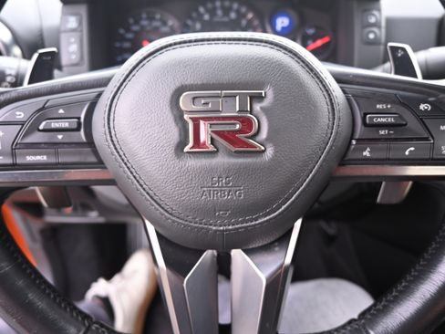 Used 2017 Nissan GT-R Premium AWD/4WD image 50