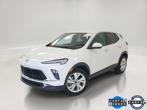 Used 2025 Buick Encore GX Preferred FWD image 1