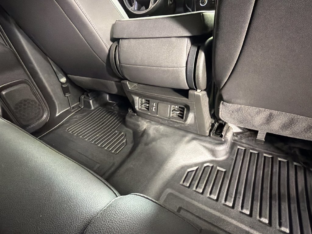 Used 2025 Chevrolet Silverado 1500 W/T w/ WT Value Package RWD image 29