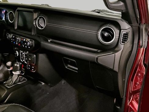 Used 2021 Jeep Wrangler Unlimited Sahara w/ Safety Group AWD/4WD image 18