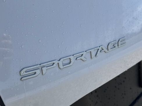 New 2026 Kia Sportage LX FWD image 13